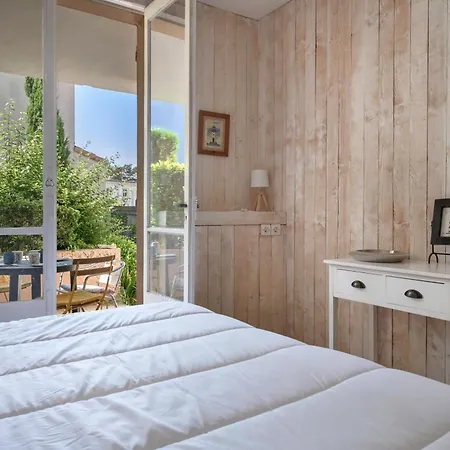 Rez De Jardin A 400m De La Pour 4 Apartment