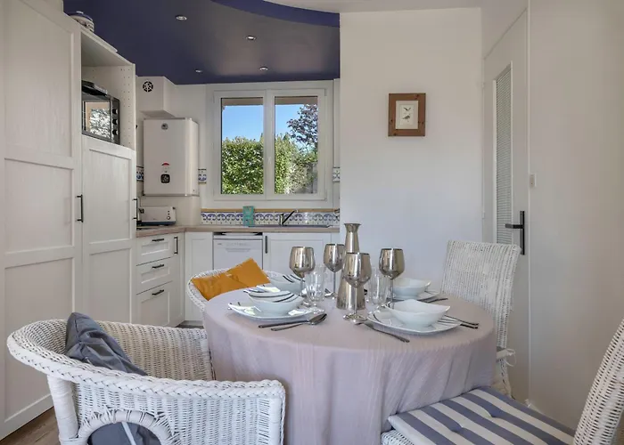 Rez De Jardin A 400m De La Pour 4 *