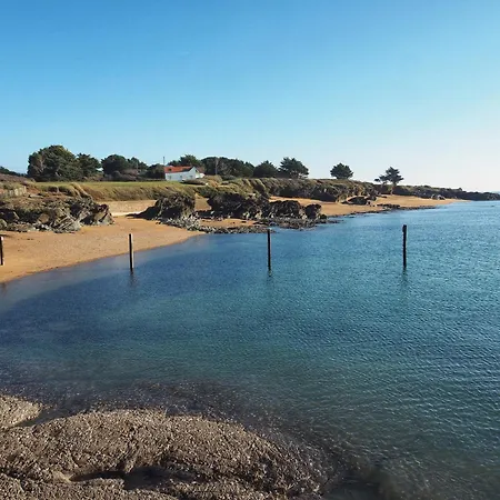Rez De Jardin A 400m De La Pour 4