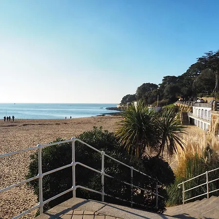 Rez De Jardin A 400m De La Pour 4