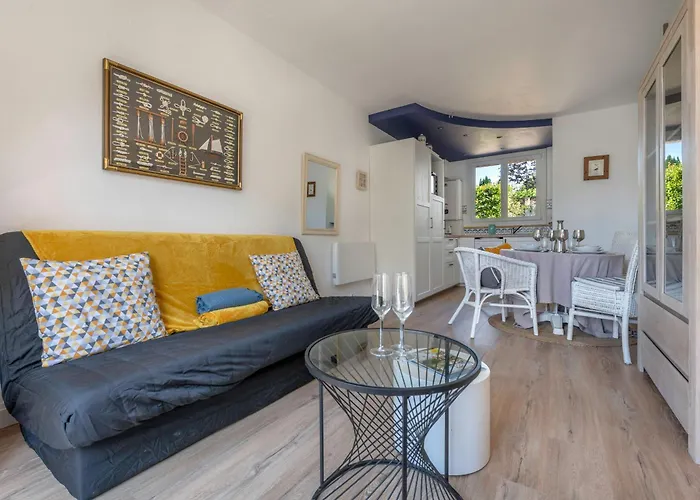 Rez De Jardin à 400m De La Pour 4 Pornic